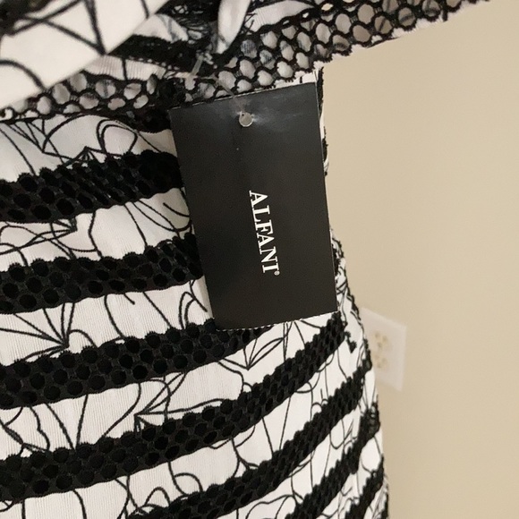 𝅺SHORT sleeve top - Picture 6 of 7